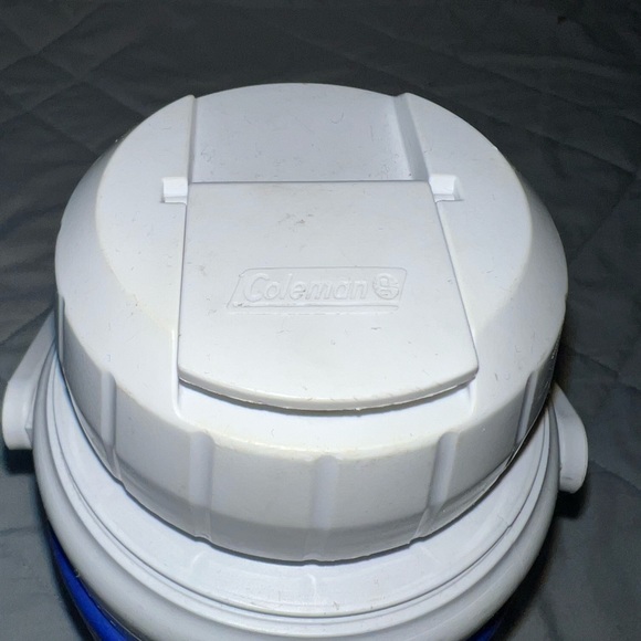 Coleman 1 1/2 litre Drink Thermos - Picture 5 of 8